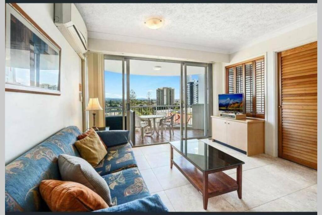Surfers/Broadbeach Pool View. Free Parking & Wifi Gold Coast Bagian luar foto